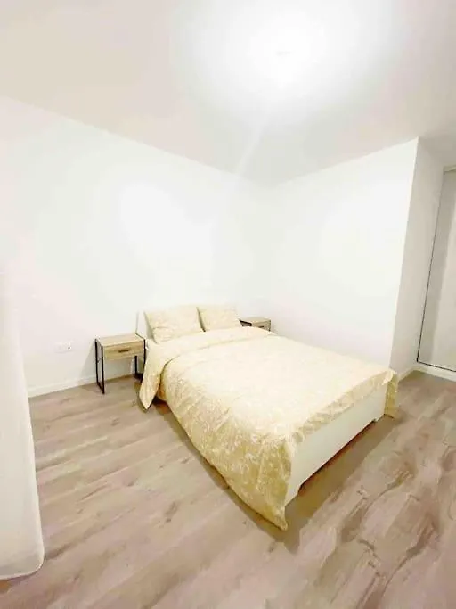 New : - 20%, 8/6/4 Voyageurs Apartment Bagneux