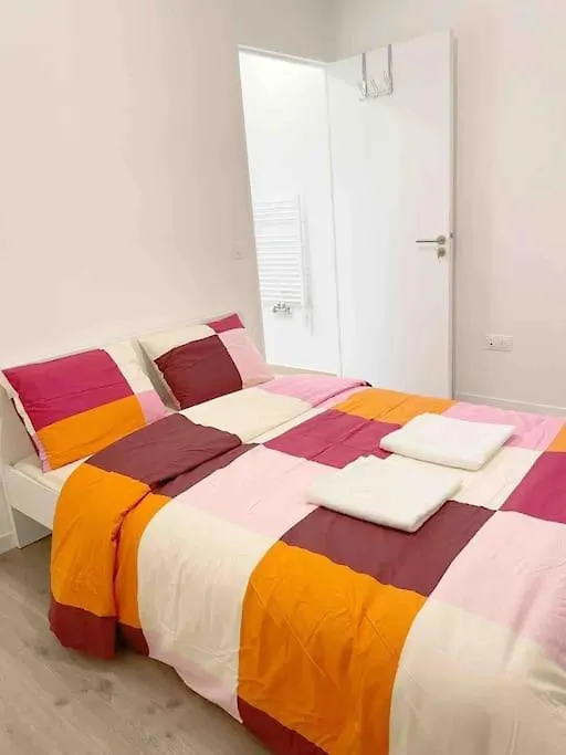 New : - 20%, 8/6/4 Voyageurs Apartment Bagneux  France