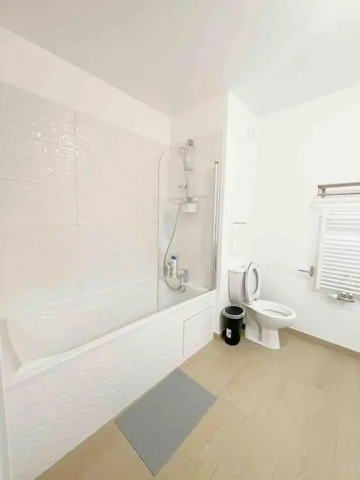 New : - 20%, 8/6/4 Voyageurs Apartment Bagneux  0*, Bagneux (Hauts-de-Seine)